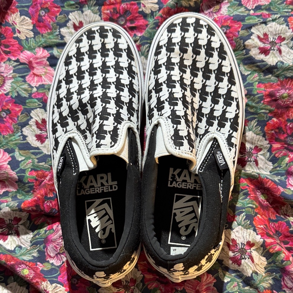 Vans Karl Lagerfeld Black and White Slip-On Sneakers size us 7 women’s eur 37